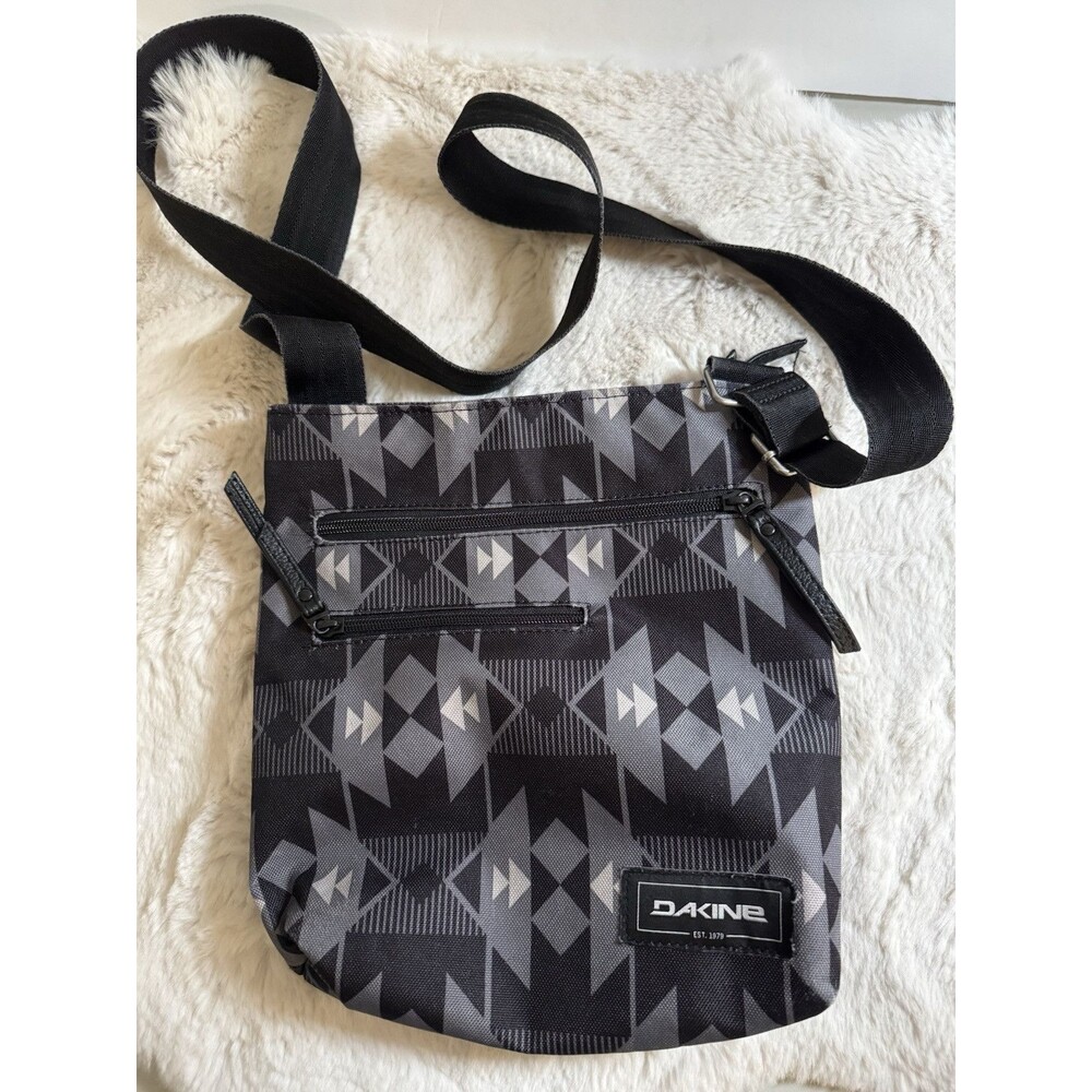 DAKINE JIVE Crossbody Purse Bag Aztec Print Black Gray Boho Tribal Casual